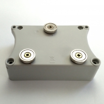 Holder for mounting the GSM or CO2 Datalogger on magnetic surfaces