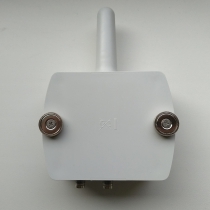 Holder for mounting the COMET Transmitter on magnetic surfaces